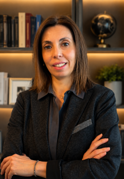 Emine Uyumaz